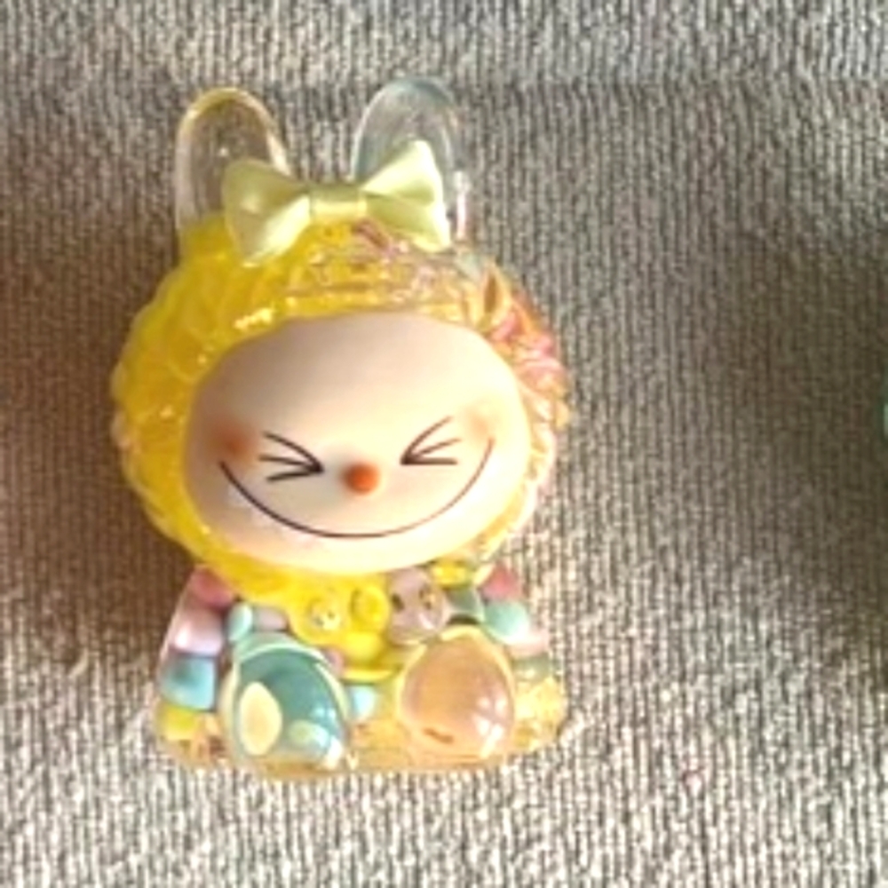 Smiling YELLOW LABUBU The Monsters Figurine Yellow Bow & Colorful Beads Li…